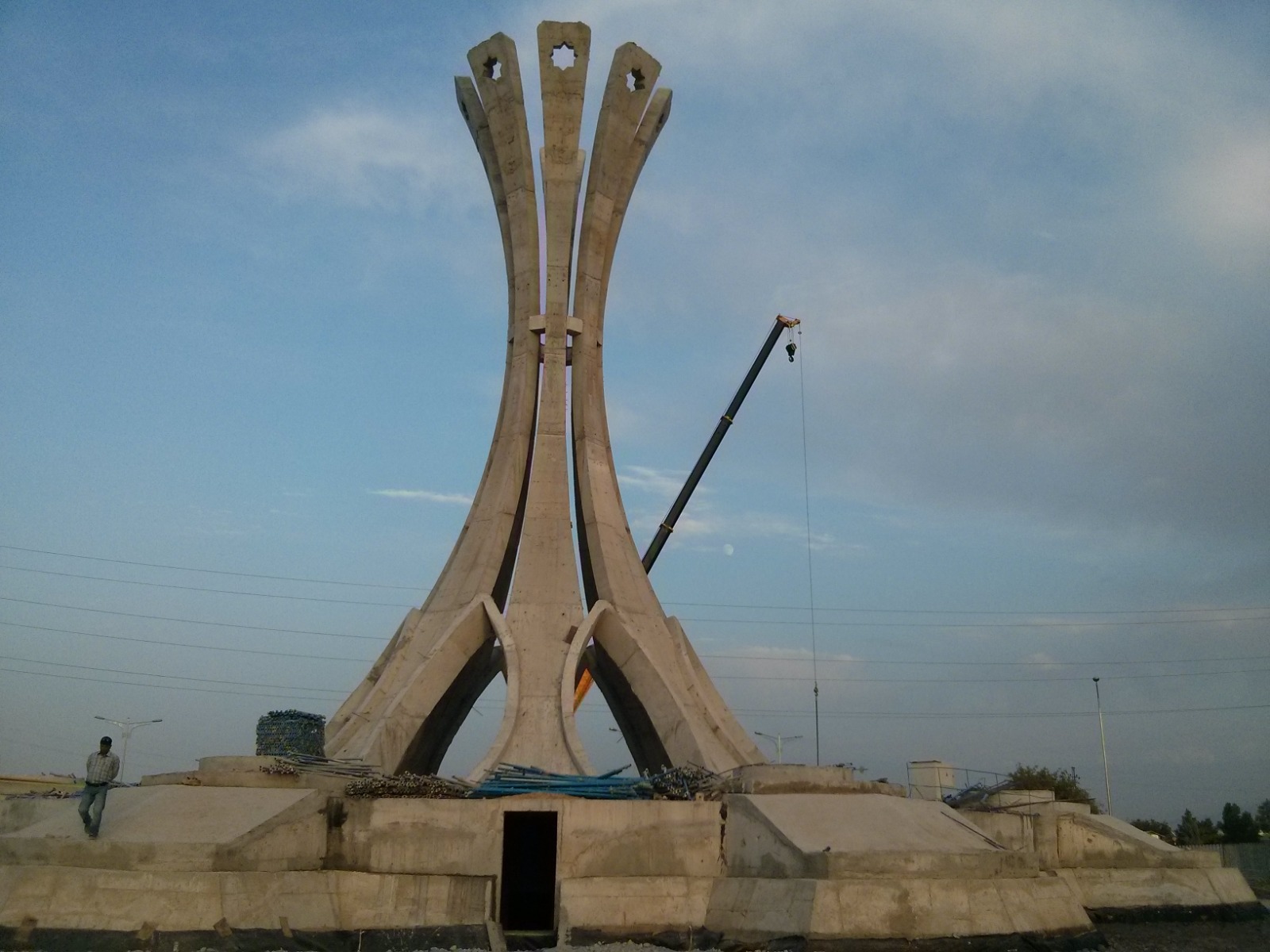 Bekreve İlim Monumenti - Fotoğraf 4